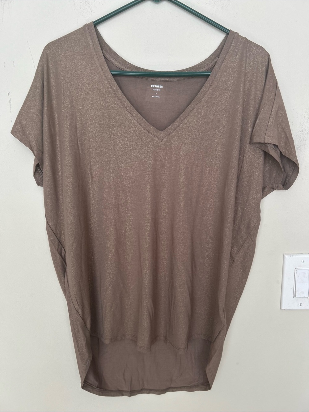 NWOT Express Taupe V-Neck Short Sleeve relaxed fit hold metallic shimmer Top